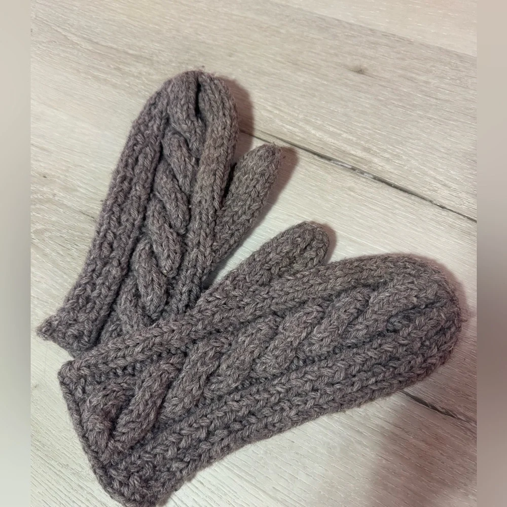 Handcrafted gray cable knit mittens